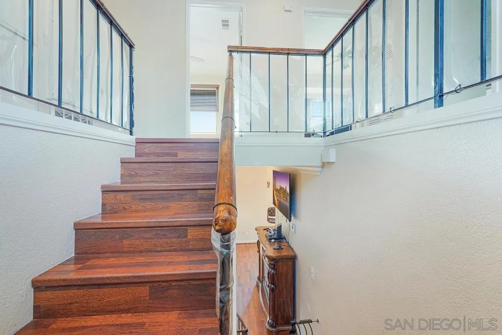 320 Grapevine Road, Unit 12 Vista, CA 92083 - Photo 19 of 50 a view of entryway