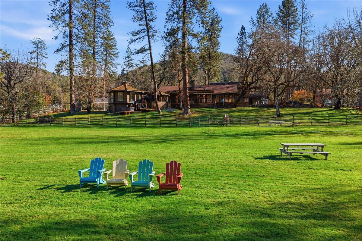1407 Upper River Road Gold Hill, OR 97525 - Photo 4 of 58