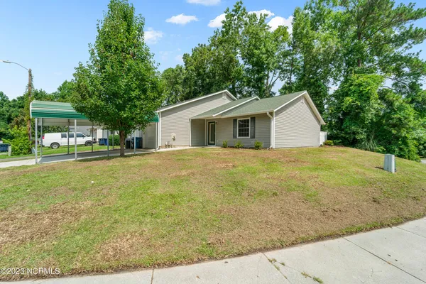 $1,395 | 1 South Onsville Place, Jacksonville, NC 28546