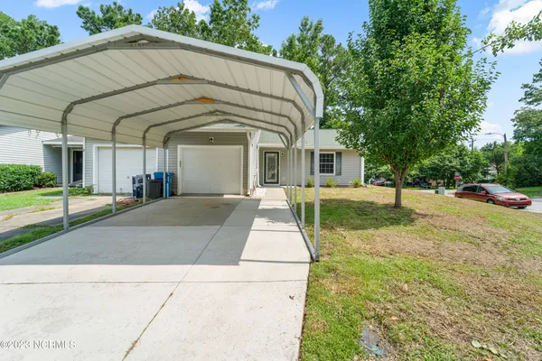 $1,395 | 1 South Onsville Place, Jacksonville, NC 28546