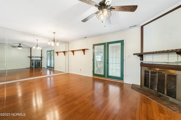 $1,395 | 1 South Onsville Place, Jacksonville, NC 28546