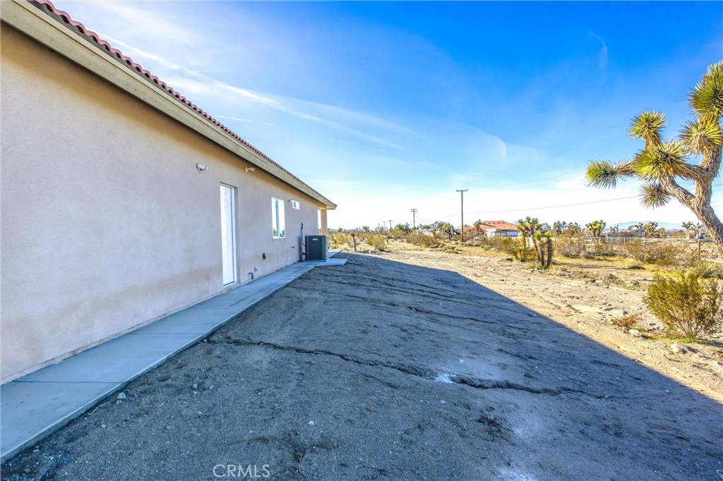 11788 Buckwheat Road Pinon Hills, CA 92371 - Photo 46 of 61
