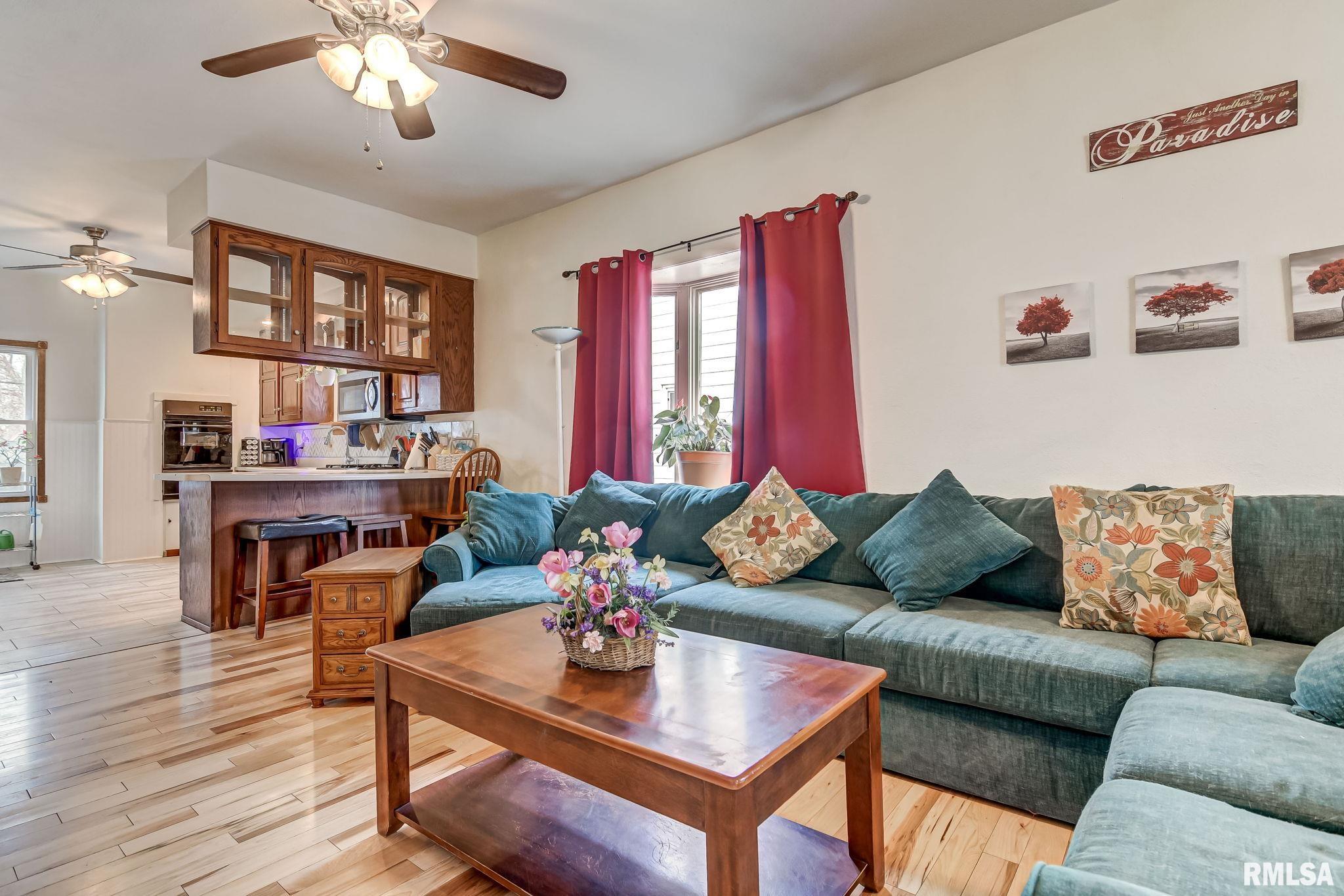2015 North 17th Street Springfield, IL 62702 - Photo 4 of 29