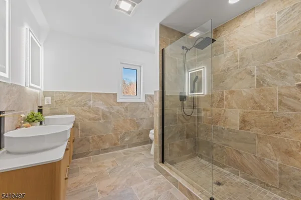 $1,399,000 | 1690 Hamburg Turnpike, Wayne, NJ 07470