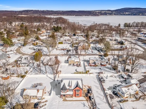 $1,399,000 | 1690 Hamburg Turnpike, Wayne, NJ 07470