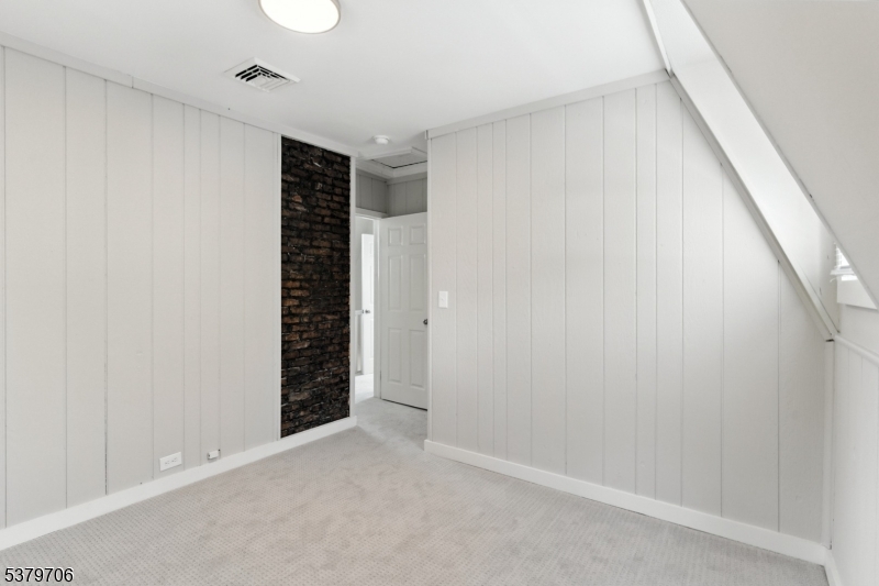 45 Oakridge Road West Orange, NJ 07052 - Photo 20 of 35