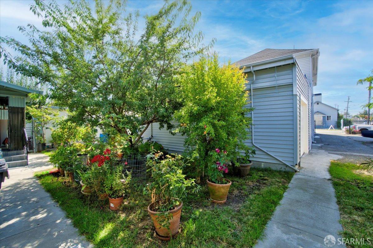 1309 80th Avenue Oakland, CA 94621 - Photo 67 of 75