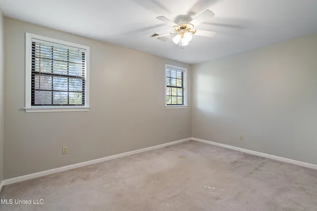 $379,900 | 129 Keestone Drive, Senatobia, MS 38668