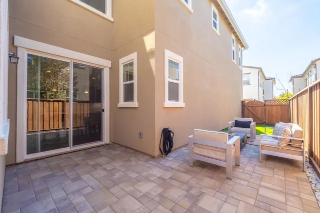 a view of outdoor space yard and patio