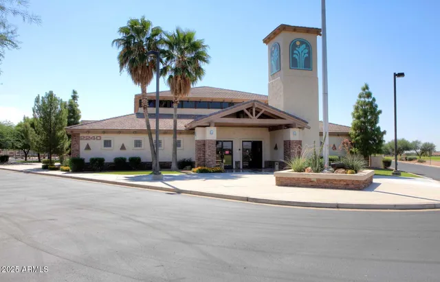 $2,600 | 2101 South Yellow Wood, Unit 60, Mesa, AZ 85209