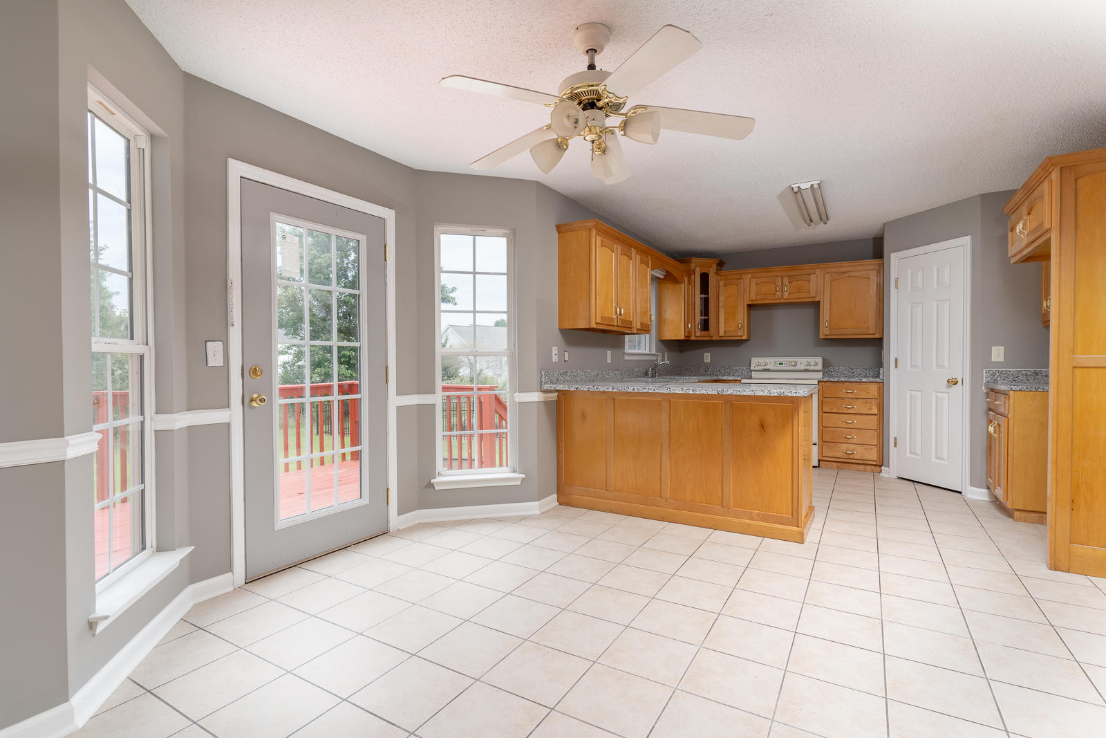 657 Cardinal Road Ringgold, GA 30736 - Photo 8 of 31 Kitchen