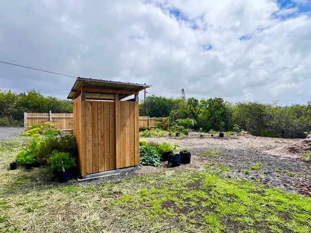 $319,000 | 94-6479 Puukani Road, Naalehu, HI 96772