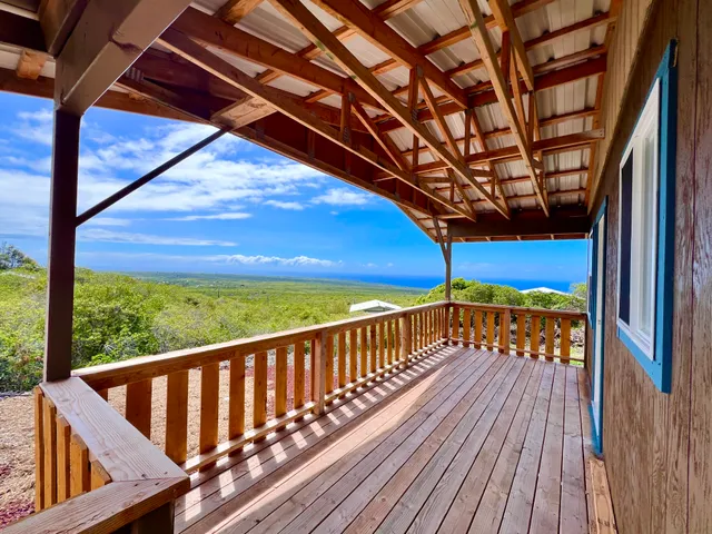 $319,000 | 94-6479 Puukani Road, Naalehu, HI 96772