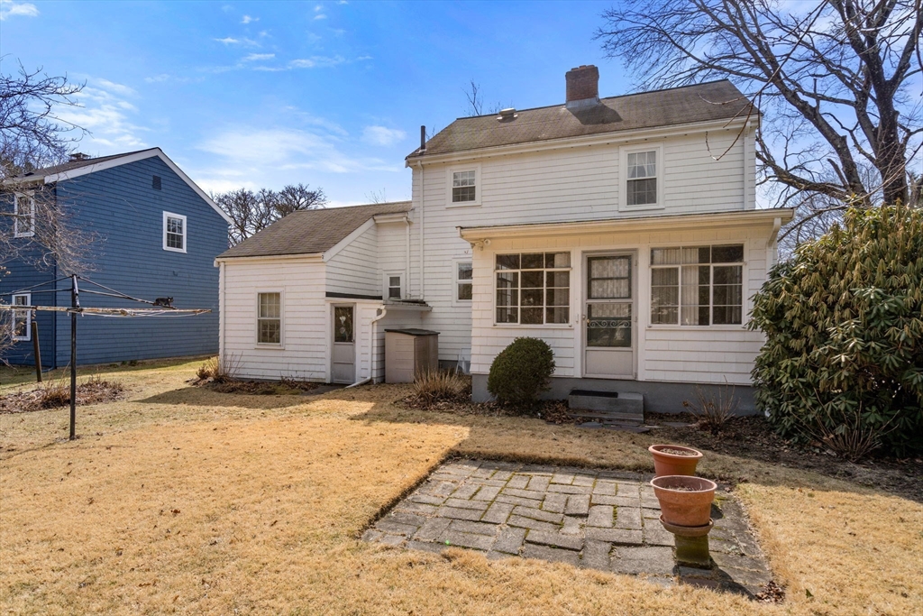 63 Donizetti Street Wellesley, MA 02482 - Photo 17 of 19