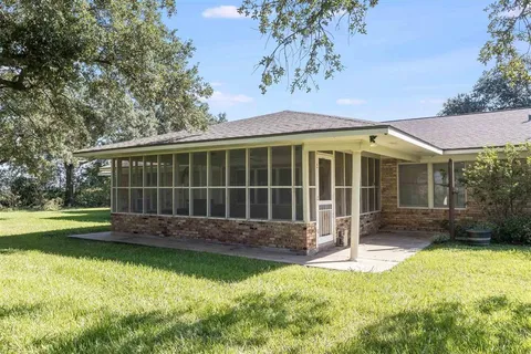 $300,000 | 5017 Highway 13, Crowley, LA 70526