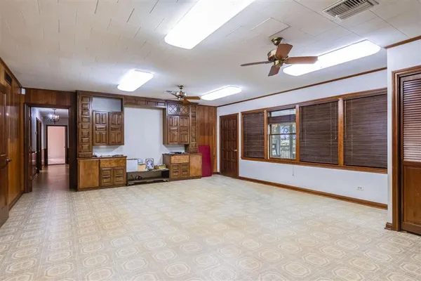 $300,000 | 5017 Highway 13, Crowley, LA 70526