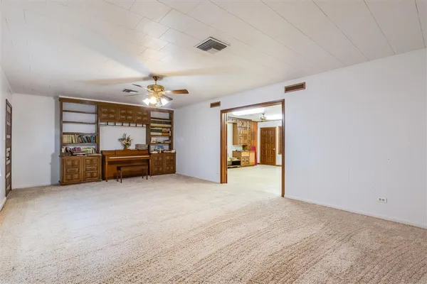$300,000 | 5017 Highway 13, Crowley, LA 70526