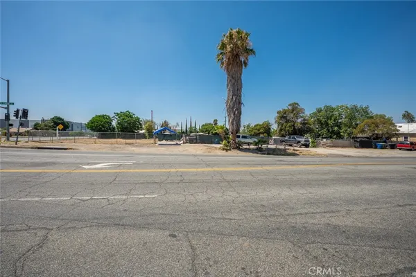 $3,200,000 | 860 South Waterman Avenue, San Bernardino, CA 92408