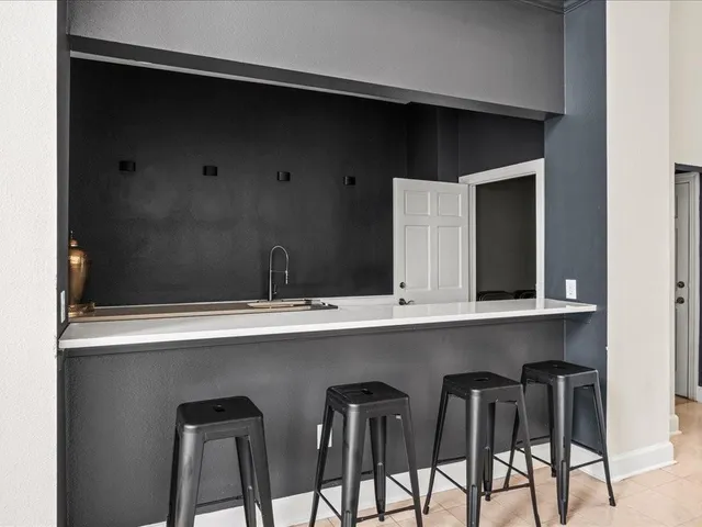 $200,000 | 3777 Peachtree Road Northeast, Unit 213, Atlanta, GA 30319