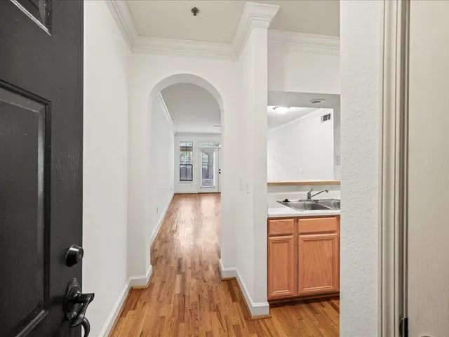 $200,000 | 3777 Peachtree Road Northeast, Unit 213, Atlanta, GA 30319