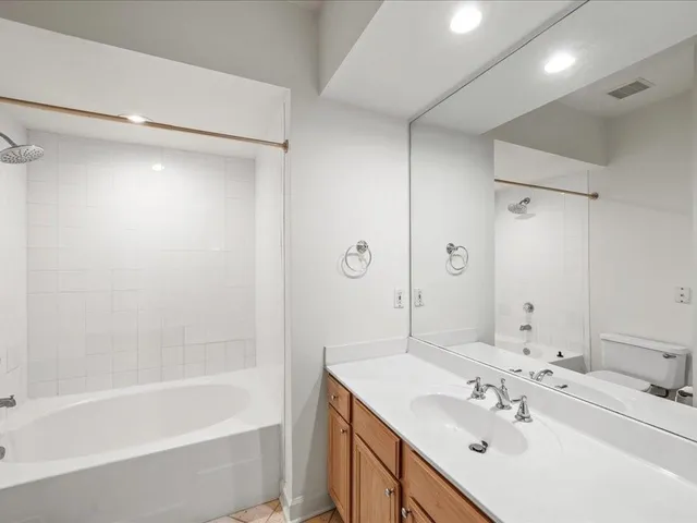 $200,000 | 3777 Peachtree Road Northeast, Unit 213, Atlanta, GA 30319