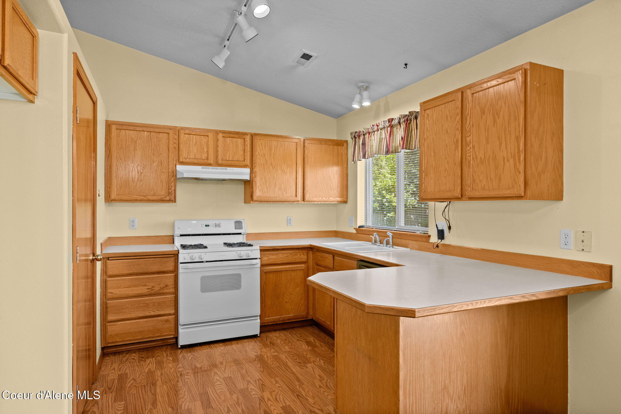 6759 Darby Court Rathdrum, ID 83858 - Photo 12 of 27 12-web-or-mls-6759 W Darby-12