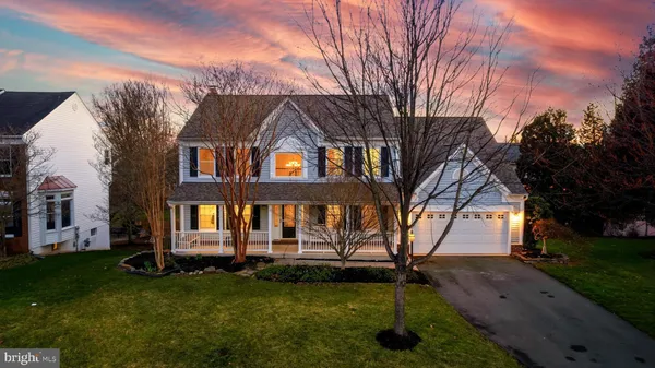 $950,000 | 43213 Wayside Circle, Ashburn, VA 20147