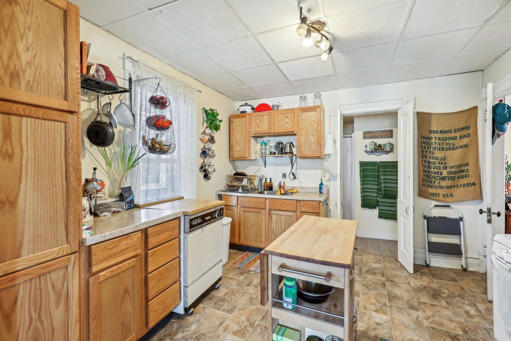 736 East Johnson Street Madison, WI 53703 - Photo 9 of 41