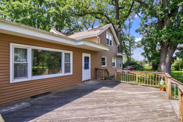 3254 East 5th Road LaSalle, IL 61301 - Photo 7 of 38