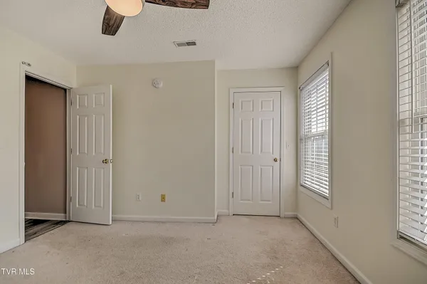 $189,900 | 112 Winners Circle, Unit F2, Bristol, TN 37620