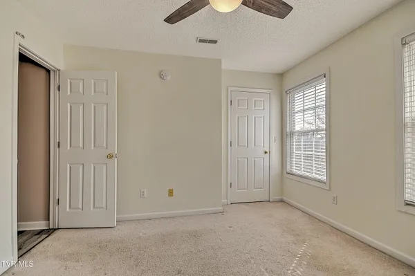 $189,900 | 112 Winners Circle, Unit F2, Bristol, TN 37620