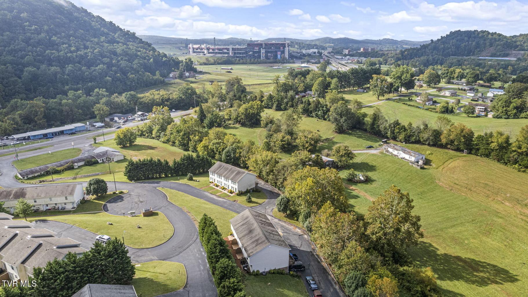 112 Winners Circle, Unit F2 Bristol, TN 37620 - Photo 32 of 32 20220928233647780875000000-o