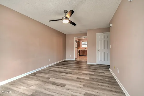 $189,900 | 112 Winners Circle, Unit F2, Bristol, TN 37620