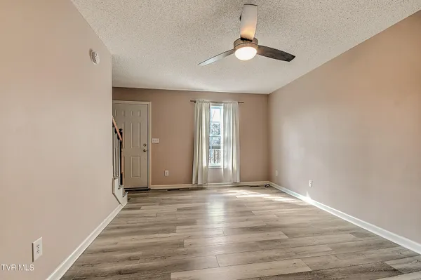 $189,900 | 112 Winners Circle, Unit F2, Bristol, TN 37620