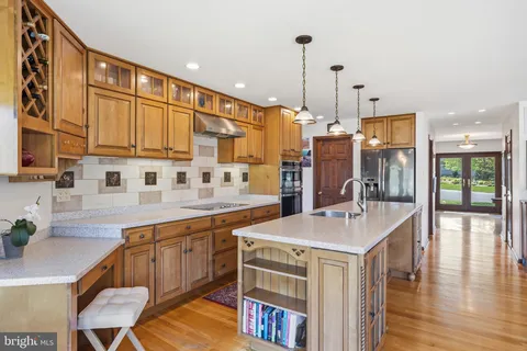 $1,999,900 | 3712 Gateshead Drive, Annapolis, MD 21403