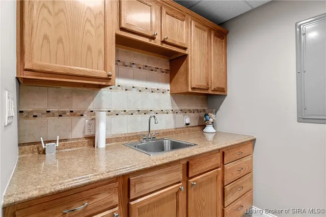 $425,000 | 8314 Balmer Lane, Charlestown, IN 47111