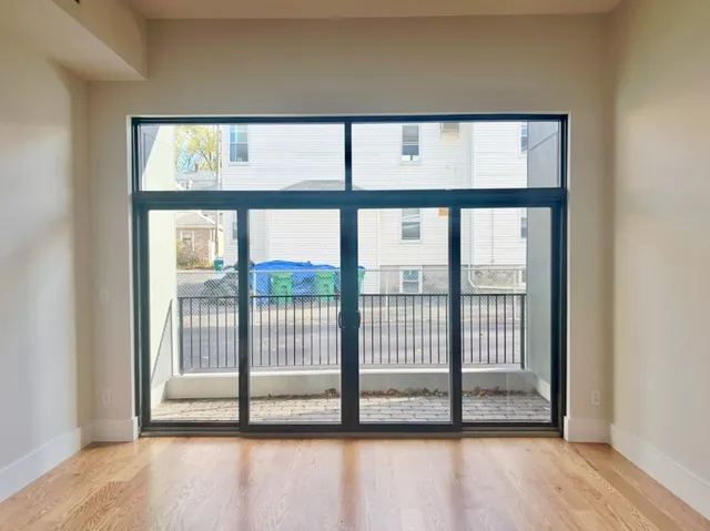 $895,000 | 421 High Street, Unit 101, Medford, MA 02155