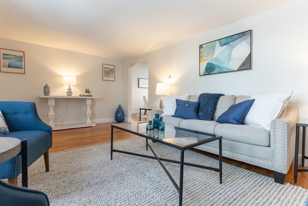 8 Hillview Terrace Westwood, MA 02090 - Photo 12 of 40