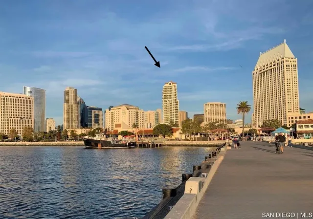 $825,000 | 700 West Harbor Drive, Unit 806, San Diego, CA 92101
