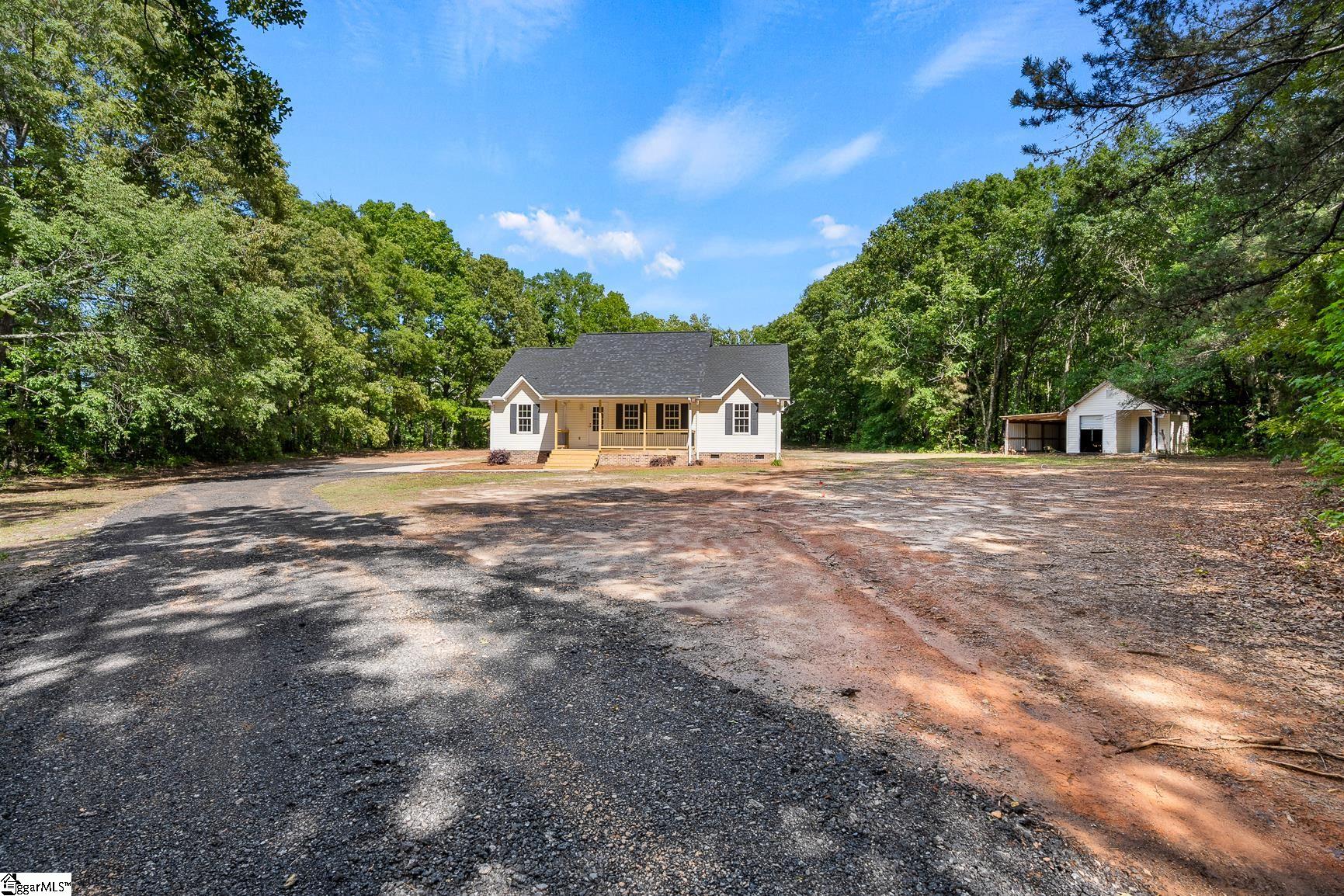 131 Lockaby Road Pelzer, SC 29669 - Photo 3 of 46