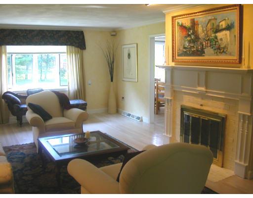 24 Porter Road Andover, MA 01810 - Photo 7 of 8