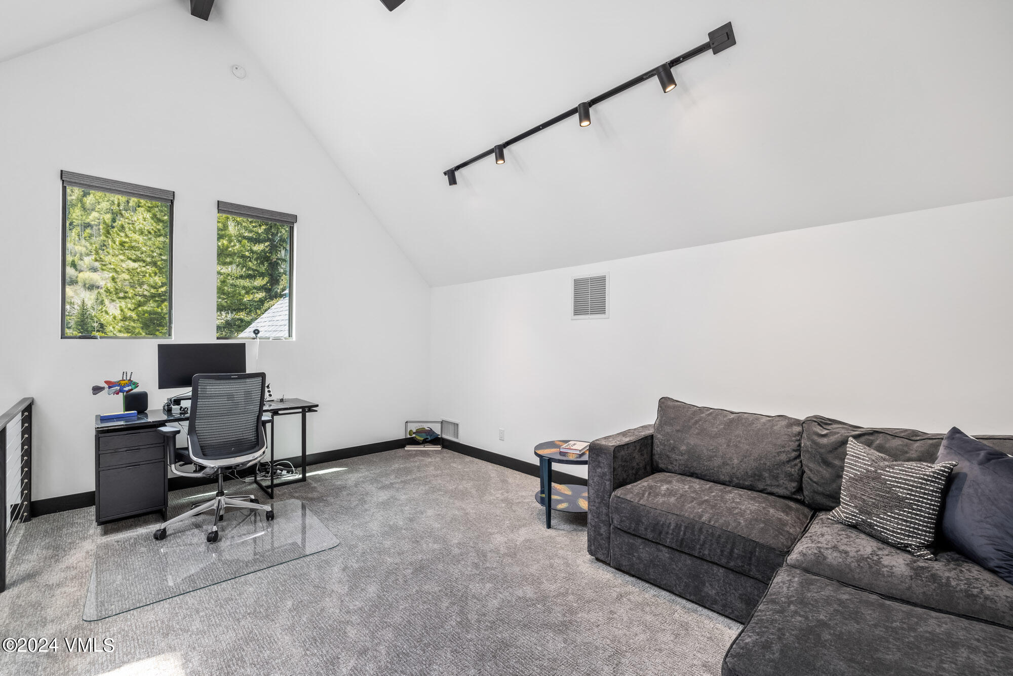 3891 Big Horn Road, Unit C Vail, CO 81657 - Photo 19 of 53 a living room with furniture