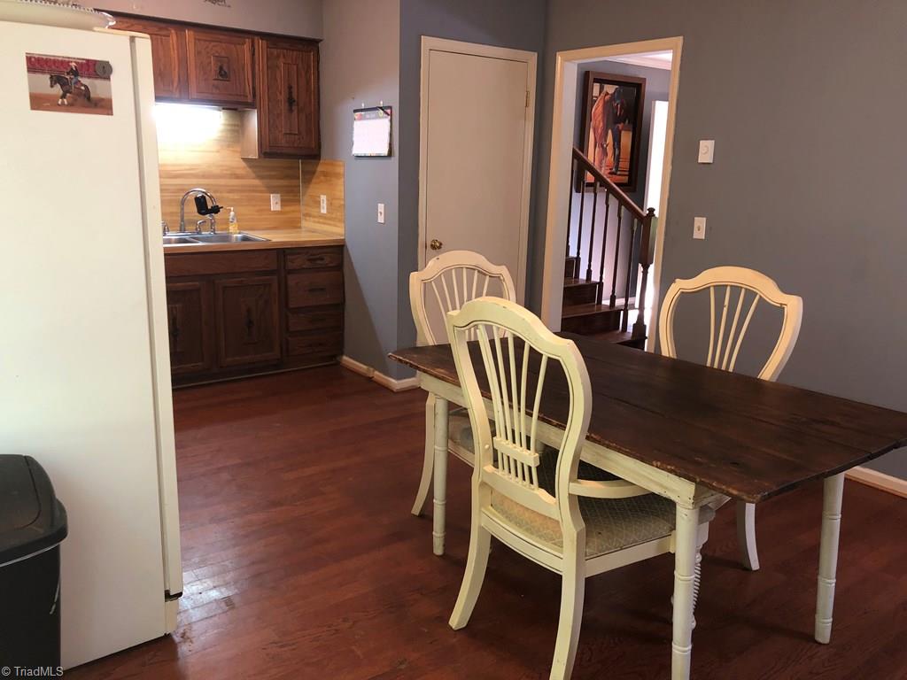 342 Bells View Lane Purlear, NC 28665 - Photo 13 of 32 Gallery Image 13