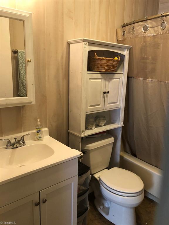 342 Bells View Lane Purlear, NC 28665 - Photo 18 of 32 Gallery Image 18