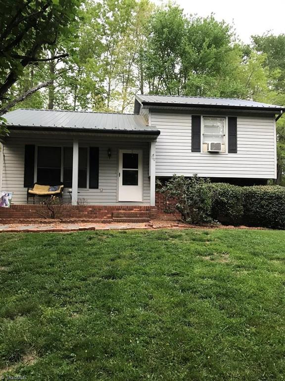 342 Bells View Lane Purlear, NC 28665 - Photo 3 of 32 Gallery Image 3