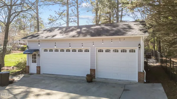 a view of a entryway door of the house