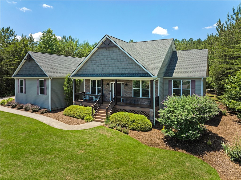 348 Stardust Lane Seneca, SC 29672 - Photo 1 of 40 Gallery Image 1