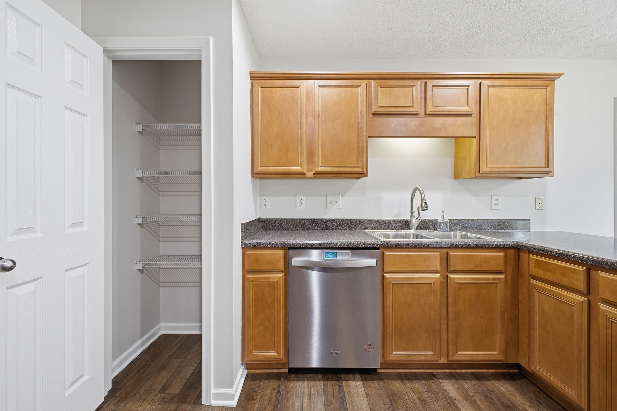 1006 Chapman's Crossings Spring Hill, TN 37174 - Photo 10 of 26 Gallery Image 10