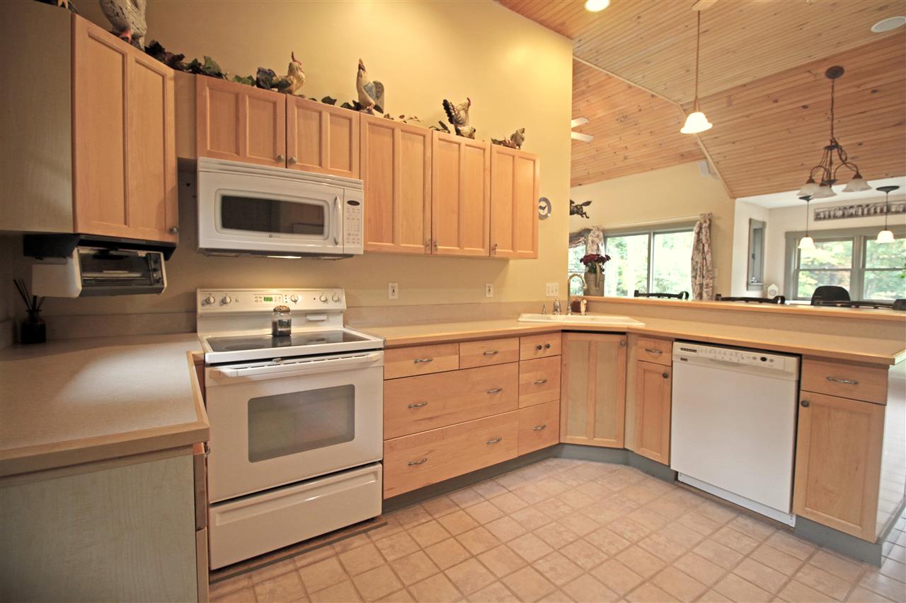 401 Dandi View Road Conway, NH 03860 - Photo 12 of 40 Gallery Image 12