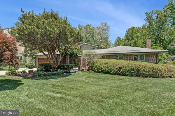 $2,389,800 | 6952 Kyleakin Court, McLean, VA 22101